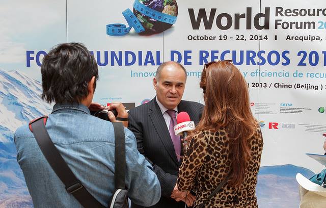Apply to become a Student Reporter at the World Resources Forum 2015 – Davos, Switzerland (fully-funded)